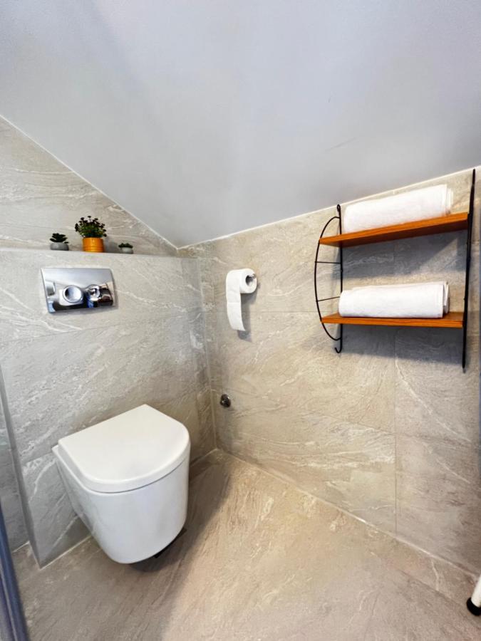 Apartment Ortak *
