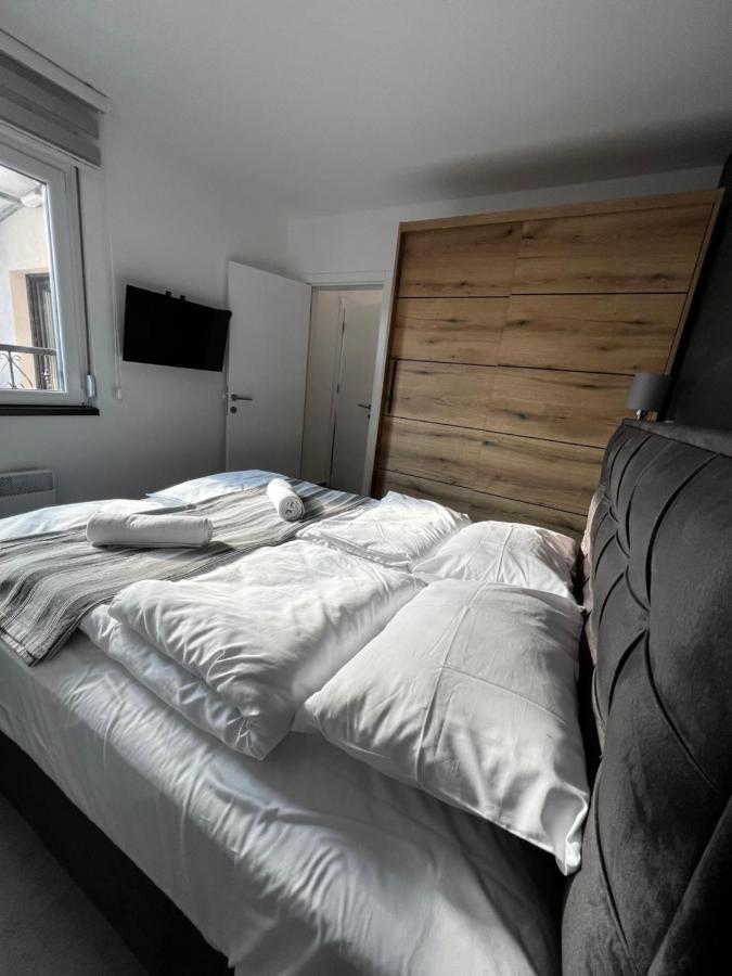Apartment Ortak *